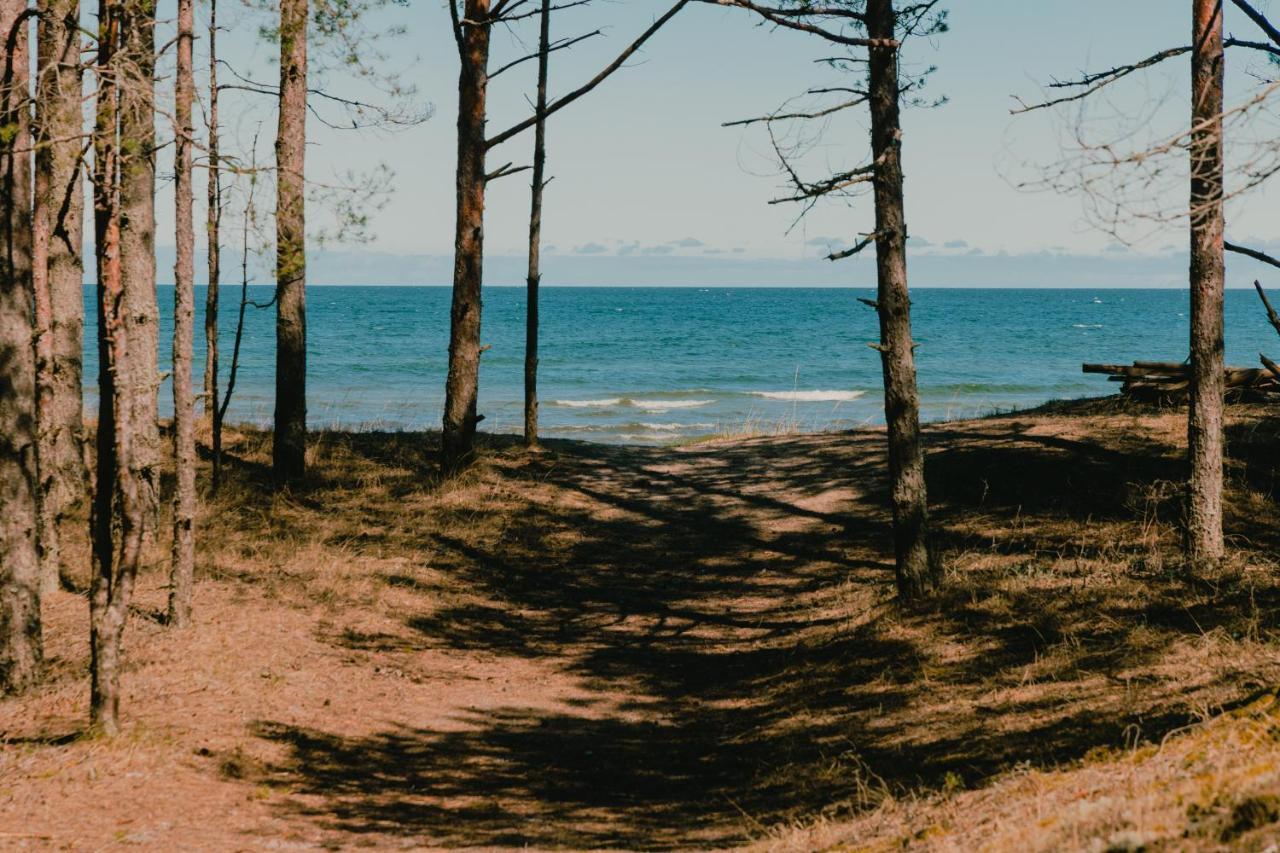 Holiday home Brivdienu Maja Jaunzvinas Upesgriva